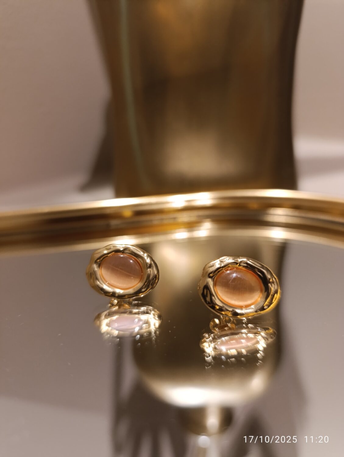 Σκουλαρίκια