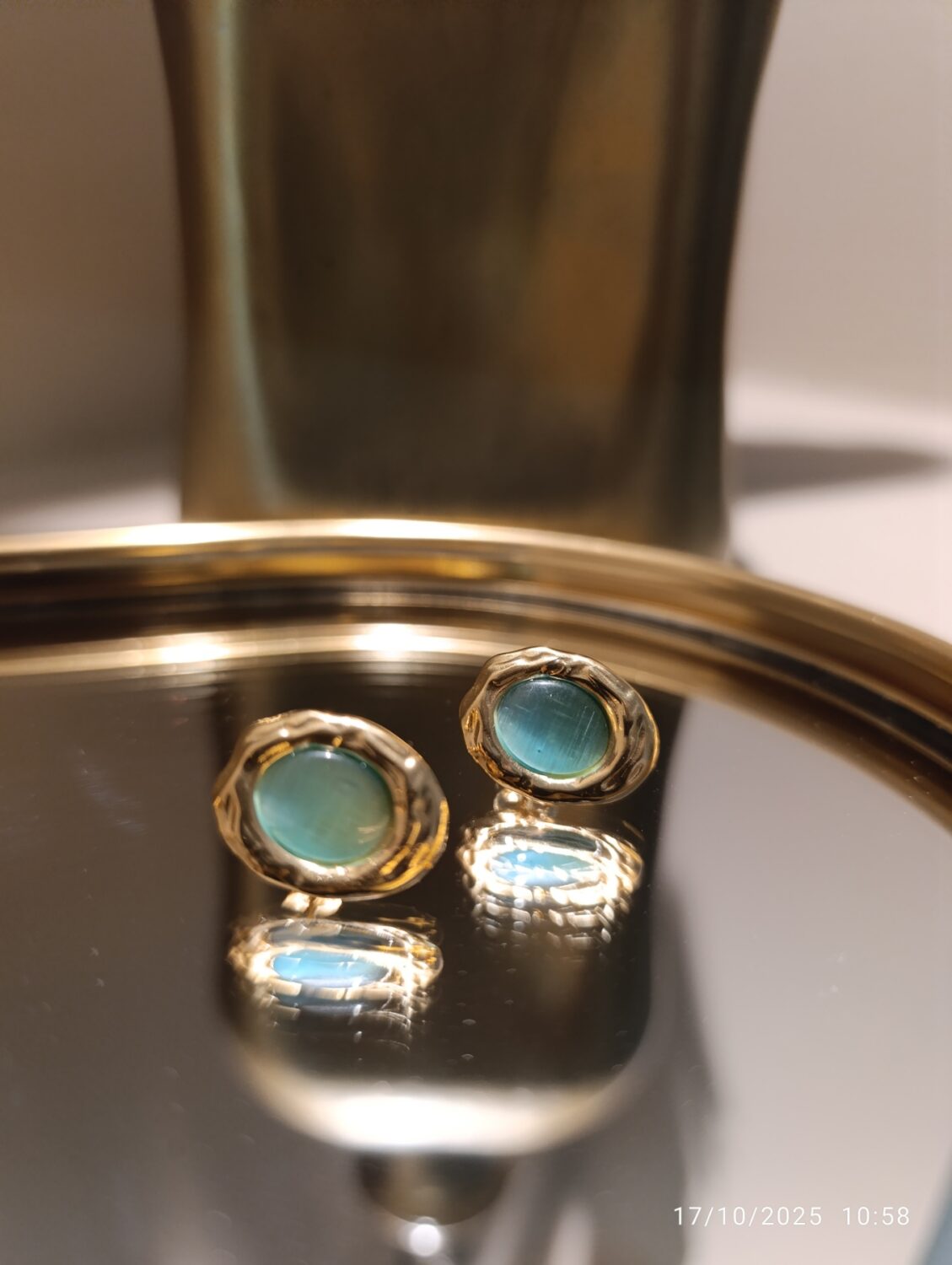 Σκουλαρίκια