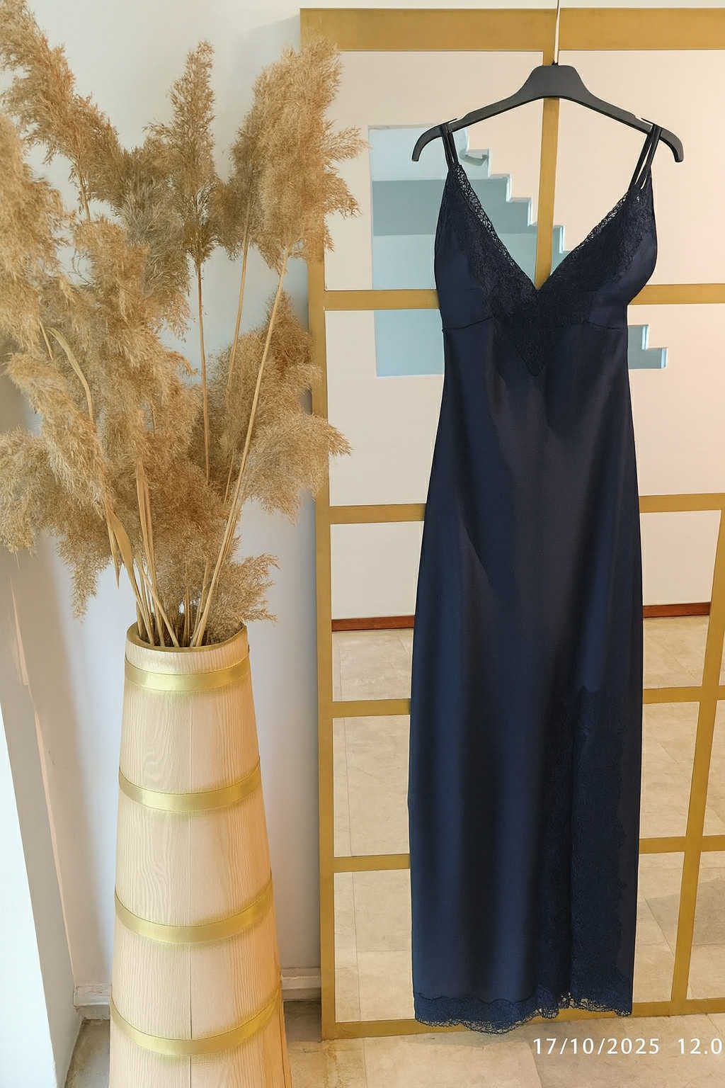 Maxi Σατέν Φόρεμα Slip-Dress με Λεπτομέρειες Δαντέλας (One Size)